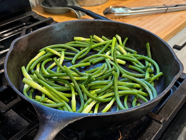 Organic Garlic Scapes (1 Pound)